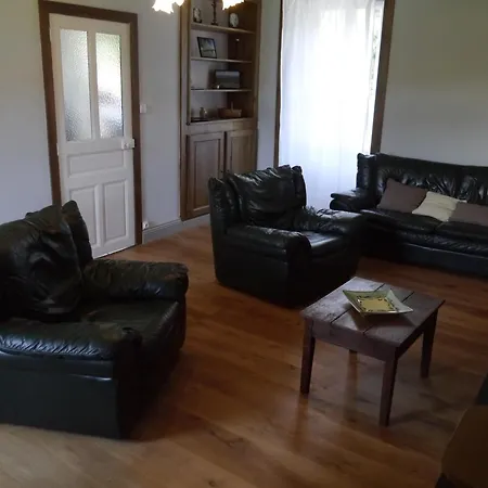 Semesterbostad Maison Auvergnate 8 Pers Vézac