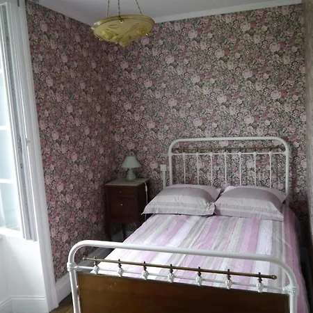 Maison Auvergnate 8 Pers Semesterbostad